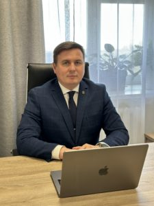 Адвокат Анатолий Антонов
